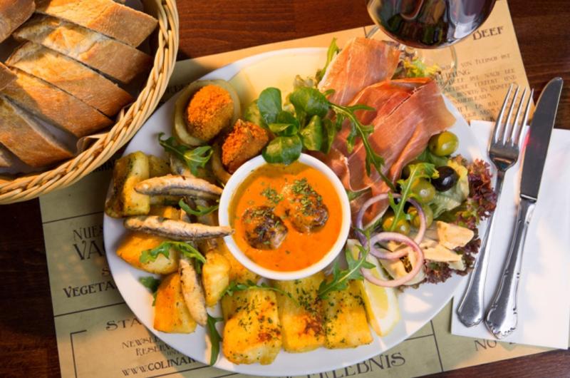 Restauarnt Steakhaus  Colina - Tapas 
