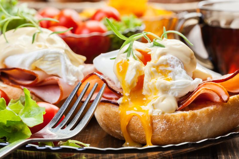 Arrive, enjoy, have breakfast