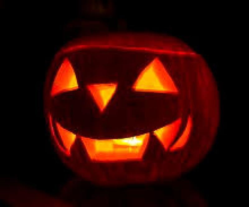 Pumpkins, costumes and treats - Halloween 2023