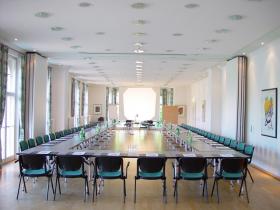 Großer Tagungsraum 