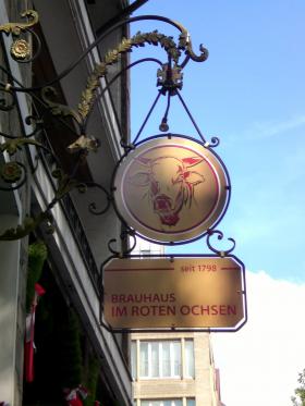 Schild vom roten Ochsen